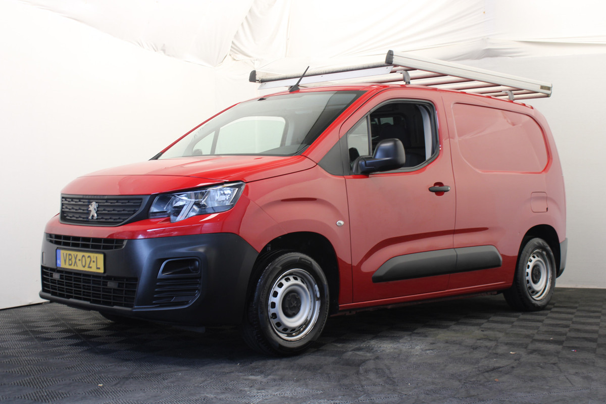 Peugeot Partner 1.5 BlueHDI Pro |Navi|Carplay| Peugeot Partner 1.5 BlueHDI Pro |Navi|Carplay|