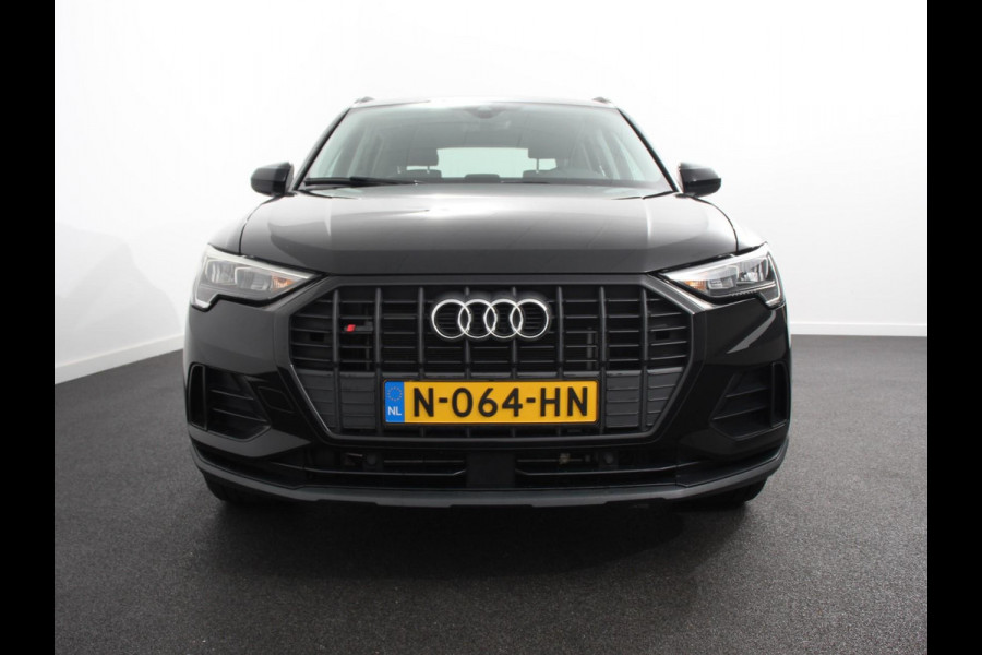 Audi Q3 35 TFSI 150pk S-Tronic Advanced Audi Q3 35 TFSI 150pk  S-Tronic Advanced  | Navigatie | Climate Control | Adaptieve Cruise Control | Virtual Cockpit | Lichtmetalen Velgen