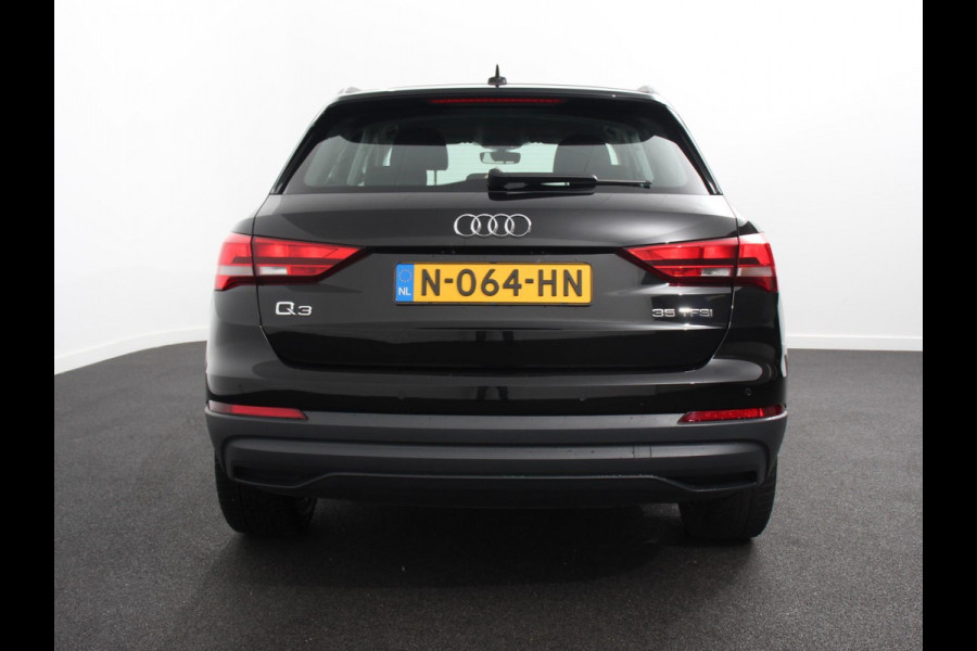 Audi Q3 35 TFSI 150pk S-Tronic Advanced Audi Q3 35 TFSI 150pk  S-Tronic Advanced  | Navigatie | Climate Control | Adaptieve Cruise Control | Virtual Cockpit | Lichtmetalen Velgen