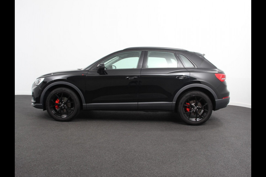 Audi Q3 35 TFSI 150pk S-Tronic Advanced Audi Q3 35 TFSI 150pk  S-Tronic Advanced  | Navigatie | Climate Control | Adaptieve Cruise Control | Virtual Cockpit | Lichtmetalen Velgen