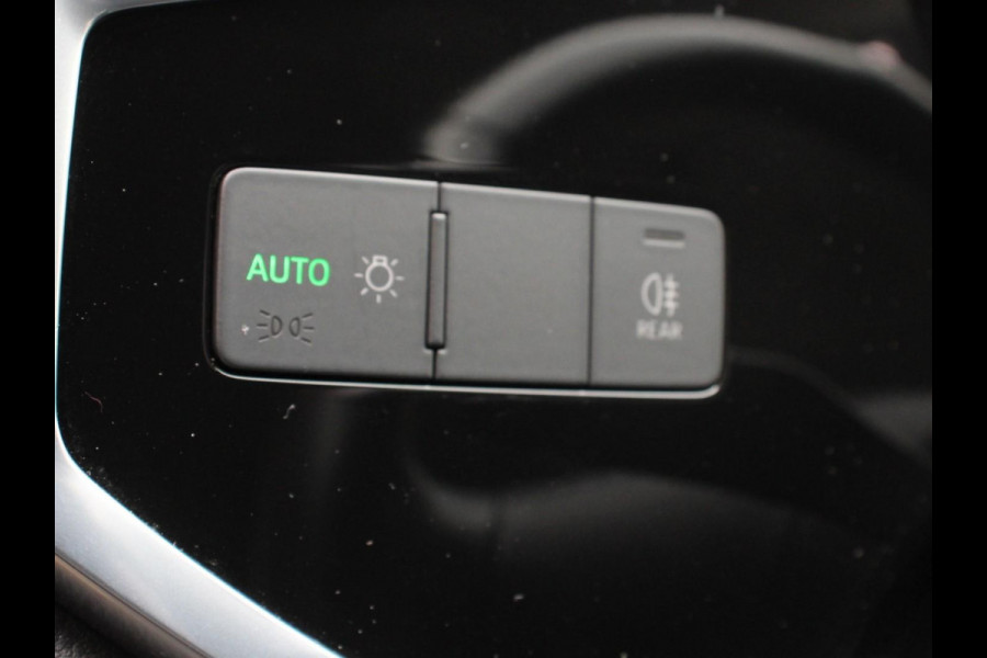Audi Q3 35 TFSI 150pk S-Tronic Advanced Audi Q3 35 TFSI 150pk  S-Tronic Advanced  | Navigatie | Climate Control | Adaptieve Cruise Control | Virtual Cockpit | Lichtmetalen Velgen