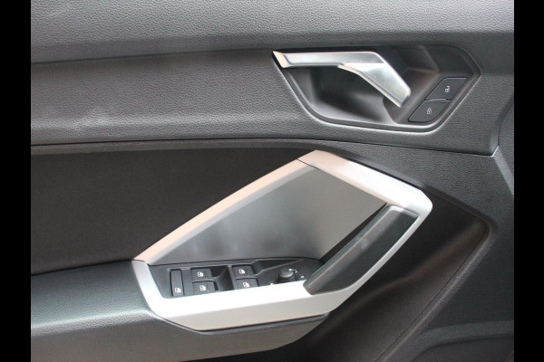 Audi Q3 35 TFSI 150pk S-Tronic Advanced Audi Q3 35 TFSI 150pk  S-Tronic Advanced  | Navigatie | Climate Control | Adaptieve Cruise Control | Virtual Cockpit | Lichtmetalen Velgen