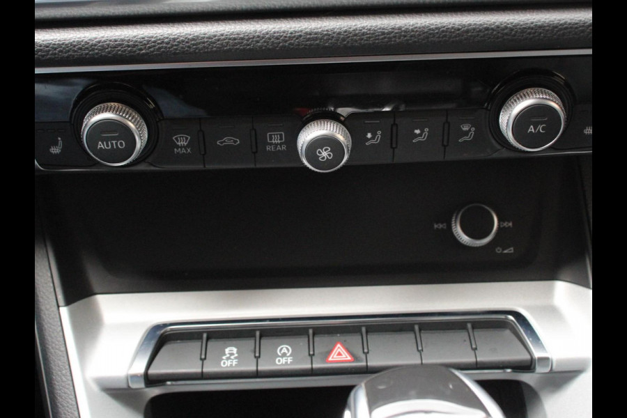 Audi Q3 35 TFSI 150pk S-Tronic Advanced Audi Q3 35 TFSI 150pk  S-Tronic Advanced  | Navigatie | Climate Control | Adaptieve Cruise Control | Virtual Cockpit | Lichtmetalen Velgen