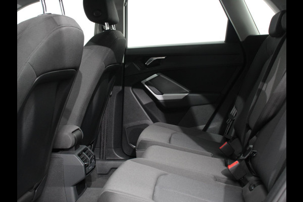 Audi Q3 35 TFSI 150pk S-Tronic Advanced Audi Q3 35 TFSI 150pk  S-Tronic Advanced  | Navigatie | Climate Control | Adaptieve Cruise Control | Virtual Cockpit | Lichtmetalen Velgen