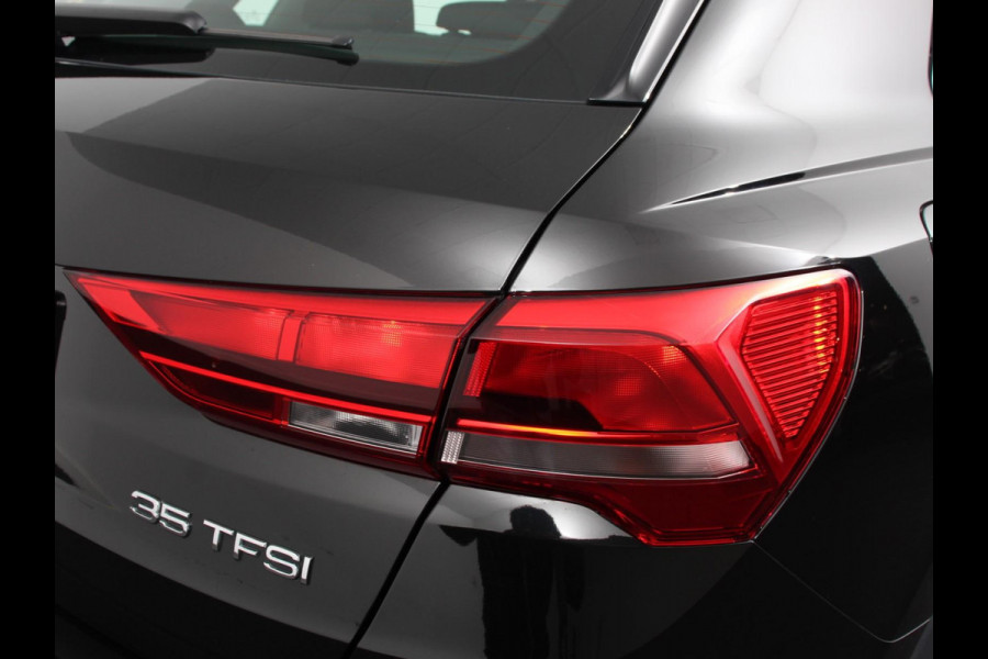 Audi Q3 35 TFSI 150pk S-Tronic Advanced Audi Q3 35 TFSI 150pk  S-Tronic Advanced  | Navigatie | Climate Control | Adaptieve Cruise Control | Virtual Cockpit | Lichtmetalen Velgen