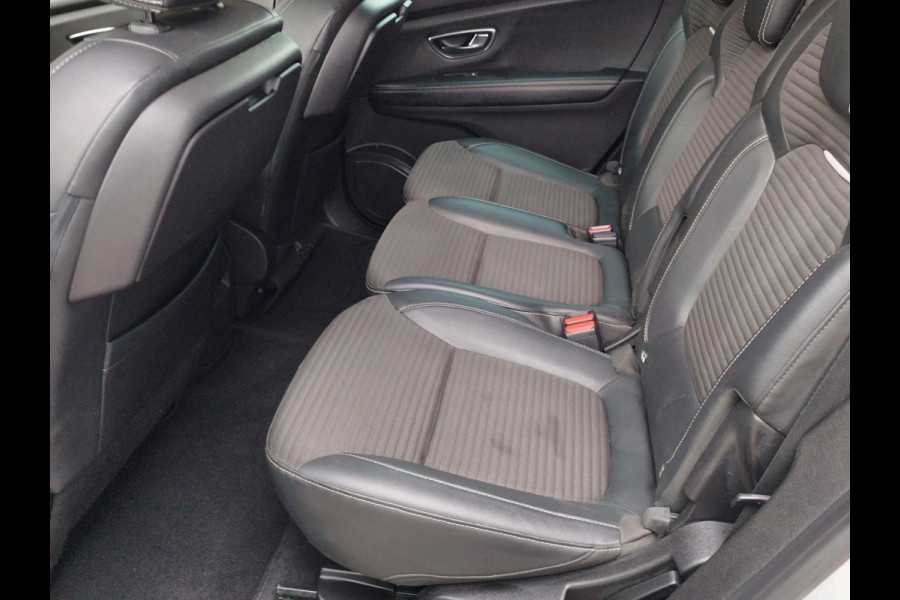 Renault Grand Scénic 1.3 TCe Intens 7p. | 7-zitter | Zwart dak | Half lederen bekleding |