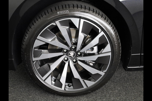 Škoda Enyaq Coupé 85 Sportline 286 pk | Panoramadak | Head up display | 360° camera | Massagestoel | 21 inch | Blind Spot | Adaptive Cruise Control