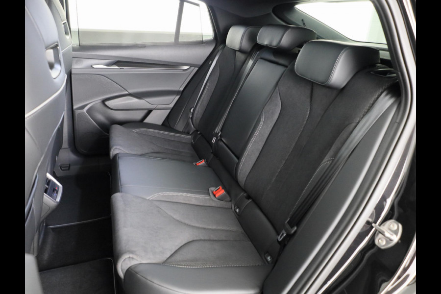 Škoda Enyaq Coupé 85 Sportline 286 pk | Panoramadak | Head up display | 360° camera | Massagestoel | 21 inch | Blind Spot | Adaptive Cruise Control