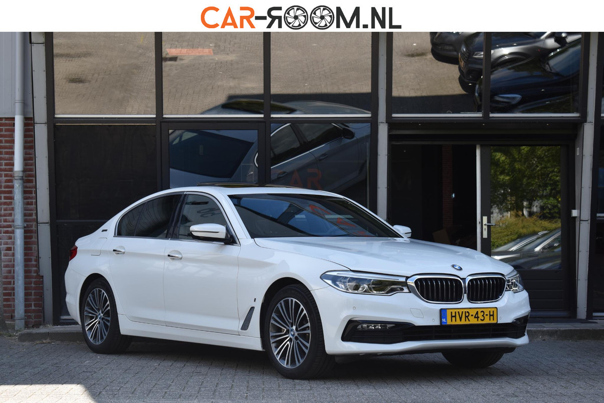 BMW 5 Serie 530e High Executive Pano Leder Sfeer Camera BMW 5 Serie 530e High Executive Pano Leder Sfeer Camera