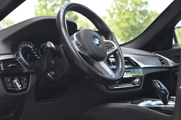 BMW 5 Serie 530e High Executive Pano Leder Sfeer Camera