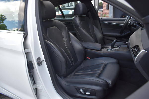 BMW 5 Serie 530e High Executive Pano Leder Sfeer Camera