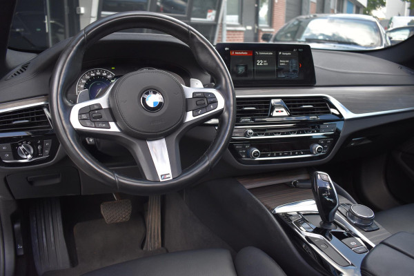 BMW 5 Serie 530e High Executive Pano Leder Sfeer Camera