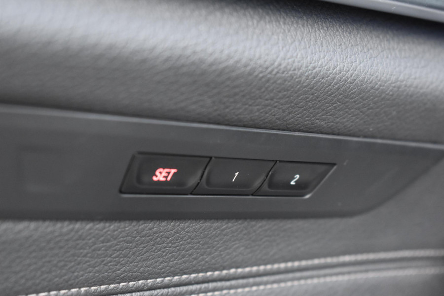 BMW 5 Serie 530e High Executive Pano Leder Sfeer Camera