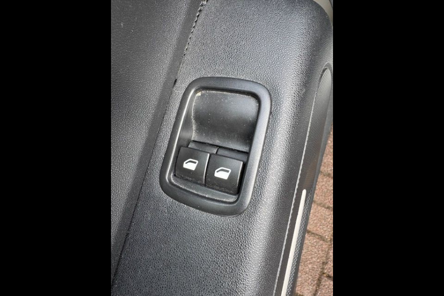 Citroën C3 1.6 BlueHDi Feel Airco/ECC,Cruisecontrol,Navigatie