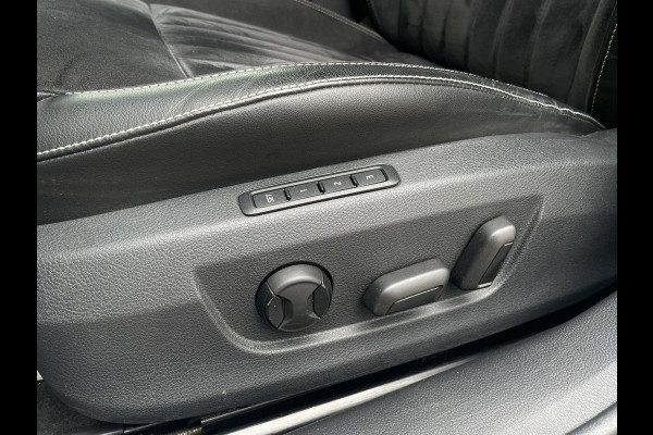 Škoda Superb Combi 1.5 TSI ACT Business Edition | Trekhaak | Camera | Alcantara | Memory | LED | Carplay | Climate