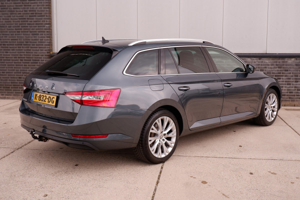 Škoda Superb Combi 1.5 TSI ACT Business Edition | Trekhaak | Camera | Alcantara | Memory | LED | Carplay | Climate
