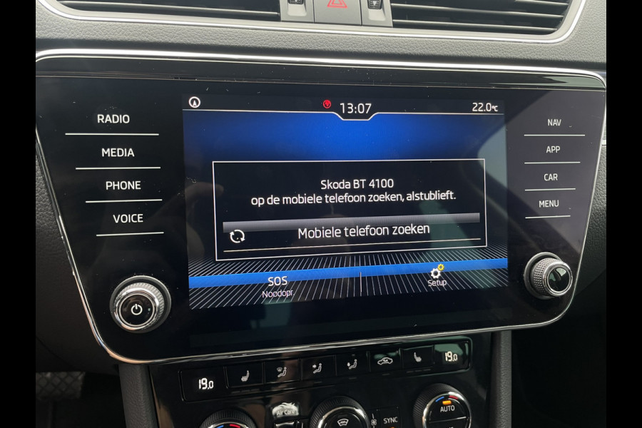 Škoda Superb Combi 1.5 TSI ACT Business Edition | Trekhaak | Camera | Alcantara | Memory | LED | Carplay | Climate