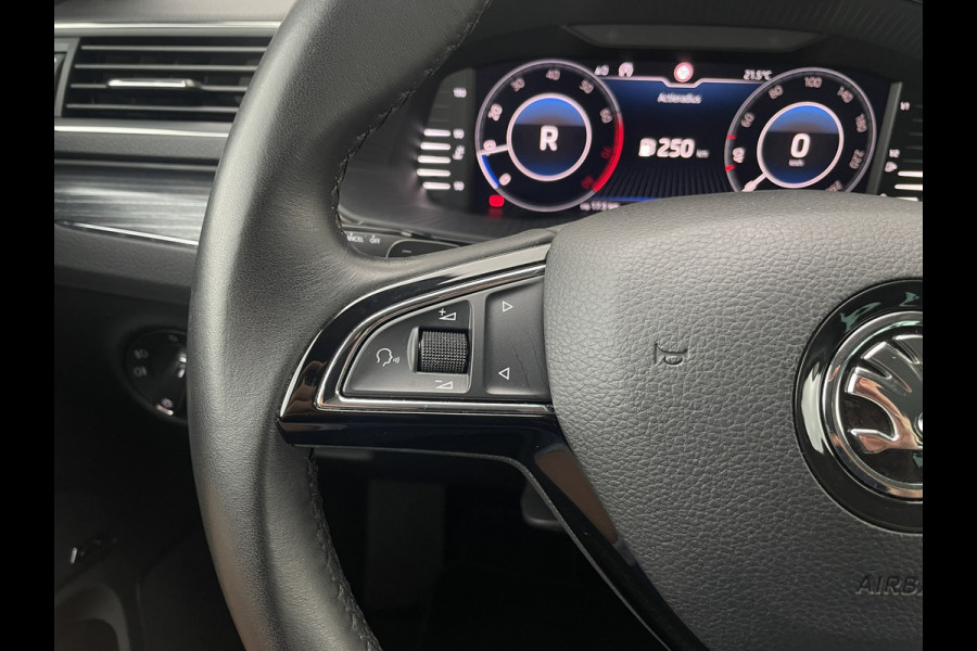 Škoda Superb Combi 1.5 TSI ACT Business Edition | Trekhaak | Camera | Alcantara | Memory | LED | Carplay | Climate