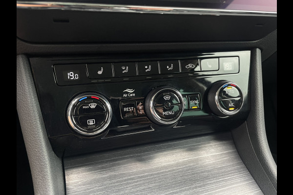 Škoda Superb Combi 1.5 TSI ACT Business Edition | Trekhaak | Camera | Alcantara | Memory | LED | Carplay | Climate