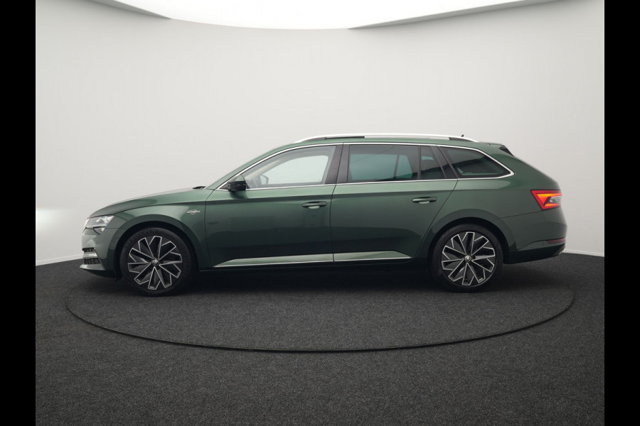 Škoda Superb 1.4 TSI iV Laurin & Klement Plug In Hybrid 218pk Dealer O.H PHEV | Panodak | Adaptive Cruise | Canton Audio | Lederen Sportstoelen Memory | Camera | Crystal LED | Apple Carplay | Lane Assist | Stoelverwarming | Navigatie | DAB |