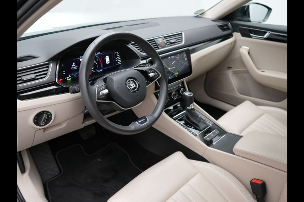 Škoda Superb 1.4 TSI iV Laurin & Klement Plug In Hybrid 218pk Dealer O.H PHEV | Panodak | Adaptive Cruise | Canton Audio | Lederen Sportstoelen Memory | Camera | Crystal LED | Apple Carplay | Lane Assist | Stoelverwarming | Navigatie | DAB |
