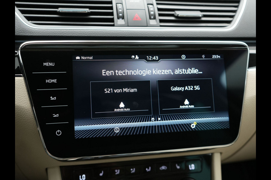 Škoda Superb 1.4 TSI iV Laurin & Klement Plug In Hybrid 218pk Dealer O.H PHEV | Panodak | Adaptive Cruise | Canton Audio | Lederen Sportstoelen Memory | Camera | Crystal LED | Apple Carplay | Lane Assist | Stoelverwarming | Navigatie | DAB |