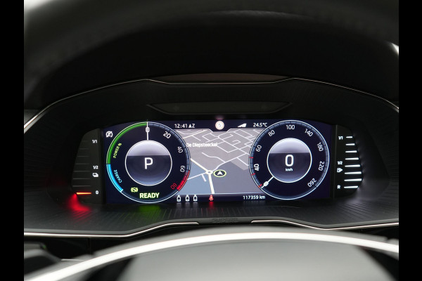Škoda Superb 1.4 TSI iV Laurin & Klement Plug In Hybrid 218pk Dealer O.H PHEV | Panodak | Adaptive Cruise | Canton Audio | Lederen Sportstoelen Memory | Camera | Crystal LED | Apple Carplay | Lane Assist | Stoelverwarming | Navigatie | DAB |