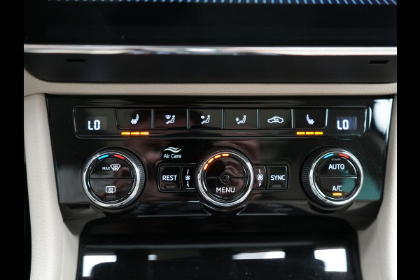 Škoda Superb 1.4 TSI iV Laurin & Klement Plug In Hybrid 218pk Dealer O.H PHEV | Panodak | Adaptive Cruise | Canton Audio | Lederen Sportstoelen Memory | Camera | Crystal LED | Apple Carplay | Lane Assist | Stoelverwarming | Navigatie | DAB |