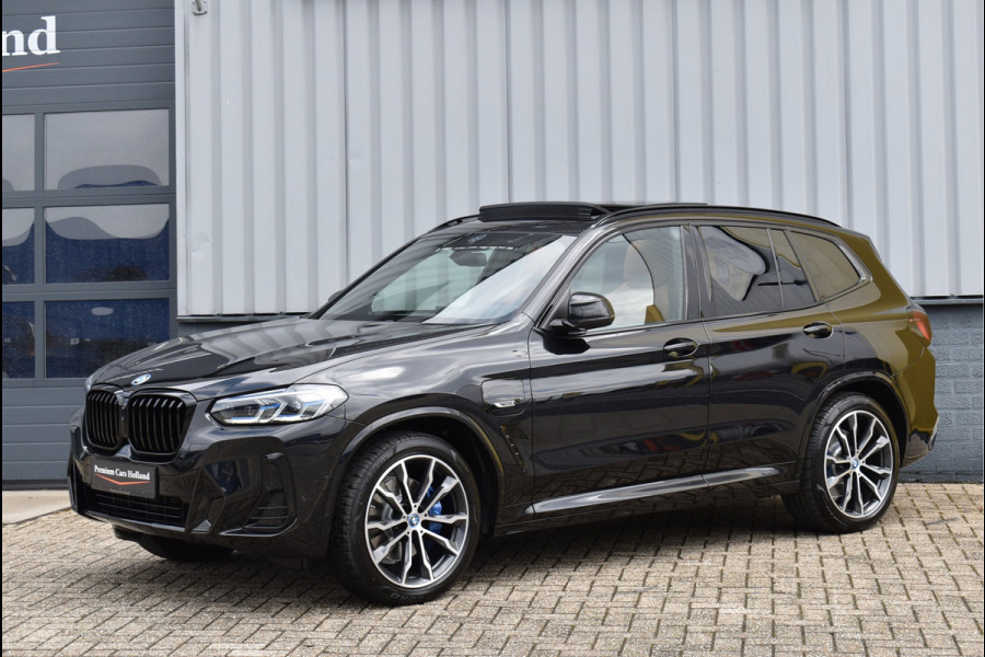 BMW X3 xDrive30e M-Sport 292 Pk M-Stoel Pano HUD Shadow Line Navi Camera Laser 20 Inch
