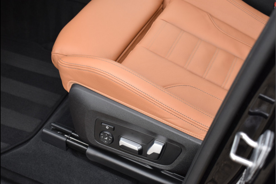 BMW X3 xDrive30e M-Sport 292 Pk M-Stoel Pano HUD Shadow Line Navi Camera Laser 20 Inch