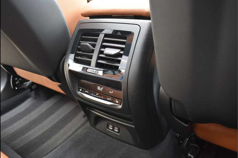 BMW X3 xDrive30e M-Sport 292 Pk M-Stoel Pano HUD Shadow Line Navi Camera Laser 20 Inch