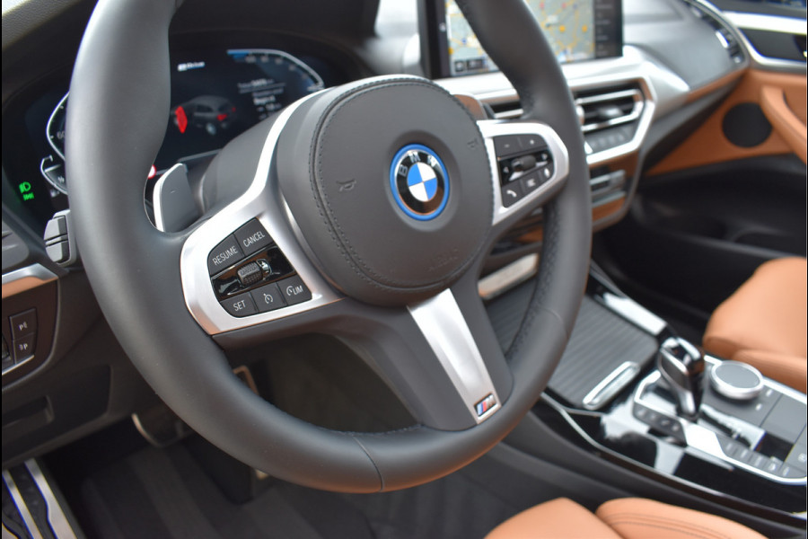 BMW X3 xDrive30e M-Sport 292 Pk M-Stoel Pano HUD Shadow Line Navi Camera Laser 20 Inch