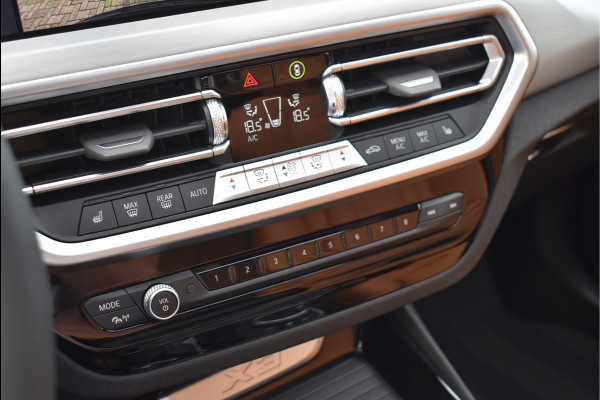 BMW X3 xDrive30e M-Sport 292 Pk M-Stoel Pano HUD Shadow Line Navi Camera Laser 20 Inch
