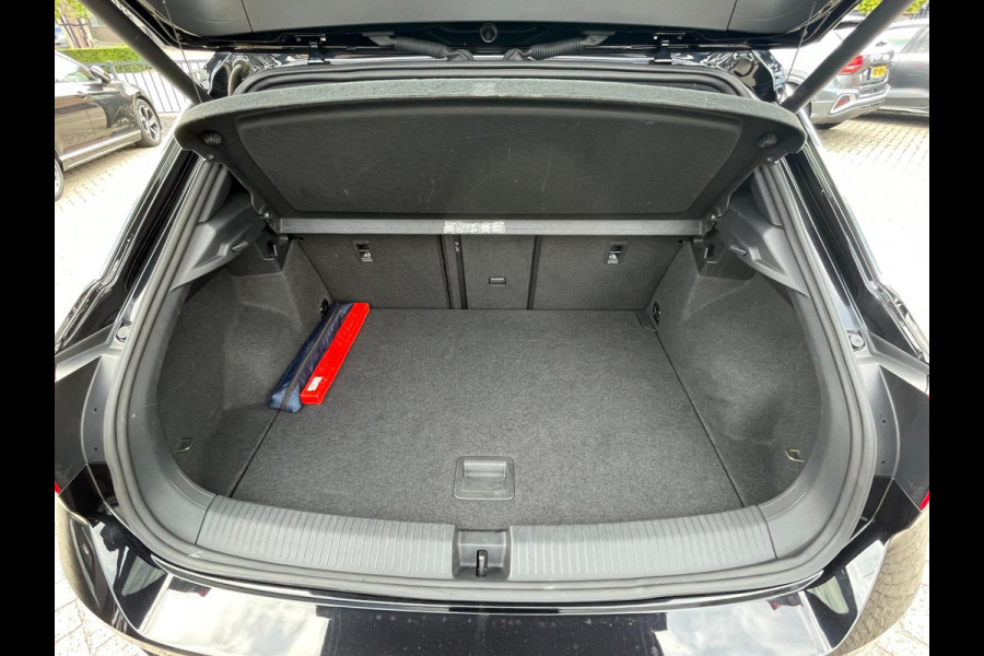 Volkswagen T-Roc 1.5 TSI Sport 2x R-line DSG | panoramadak