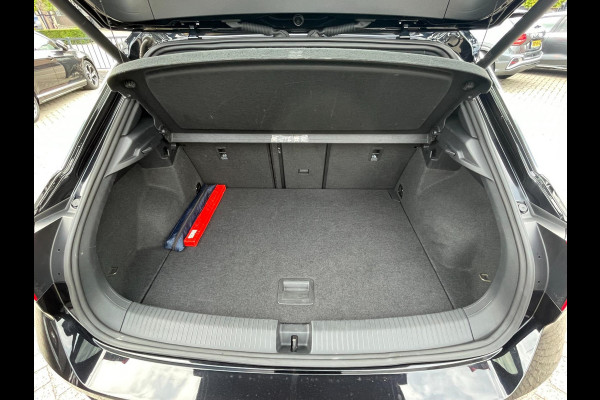 Volkswagen T-Roc 1.5 TSI Sport 2x R-line DSG | panoramadak
