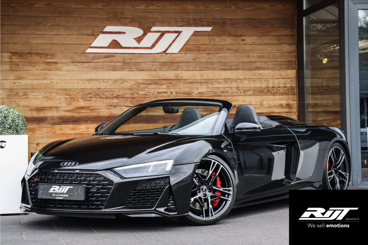 Audi R8 Spyder Quattro 5.2 V10 620pk**B&O/Camera/Recaro/Led Matrix** Audi R8 Spyder Quattro 5.2 V10 620pk**B&O/Camera/Recaro/Led Matrix**