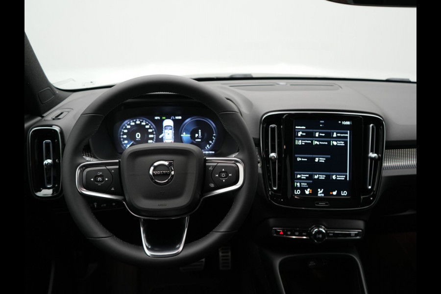 Volvo XC40 T4 Recharge R-Design Plug In hybrid 211pk Dealer O.H PHEV | Panodak | Leder Alcantara Sportstoelen Memory & Verwarmd | Camera | Cruise Control | Apple Carplay | DAB | Virtual |