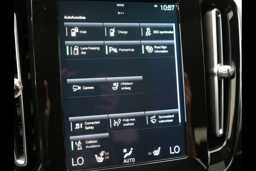 Volvo XC40 T4 Recharge R-Design Plug In hybrid 211pk Dealer O.H PHEV | Panodak | Leder Alcantara Sportstoelen Memory & Verwarmd | Camera | Cruise Control | Apple Carplay | DAB | Virtual |