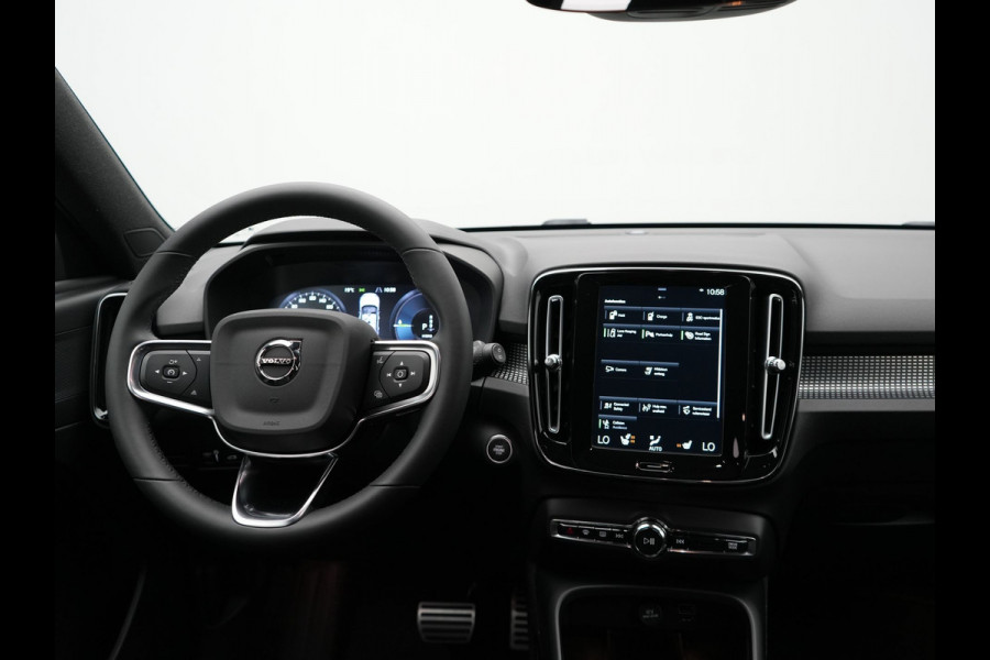 Volvo XC40 T4 Recharge R-Design Plug In hybrid 211pk Dealer O.H PHEV | Panodak | Leder Alcantara Sportstoelen Memory & Verwarmd | Camera | Cruise Control | Apple Carplay | DAB | Virtual |