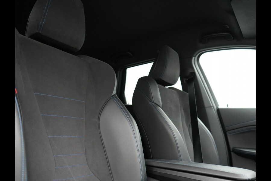BMW X1 sDrive18i M-Sport Automaat 136pk Dealer O.H. | Trekhaak af Fabriek | Alcantara Sportstoelen Memory & Verwarmd | Camera | Cruise Control | Blis | Park Assist | Apple Carplay | Navigatie | Sfeerverlichting |