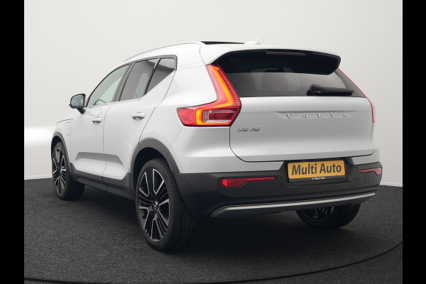 Volvo XC40 T4 Recharge Inscription Plug In Hybrid 211pk Dealer O.H PHEV | Panodak | Lederen Sportstoelen Memory | Adaptive Cruise | 360 Camera | 21"L.M | Harman Kardon | Keyless |