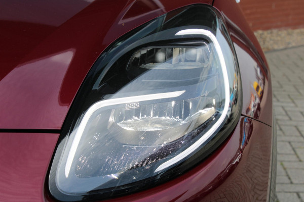 Ford Puma 1.0 EcoBoost Hybrid ST-Line X | Trekhaak | Winterpack | Adaptieve Cruise Control | B & O | Camera | BLIS | Navigatie | Privacy Glass | 18 Inch LMV
