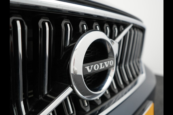 Volvo XC40 T4 Recharge Inscription Plug In Hybrid 211PK PHEV | Panodak | Adaptive Cruise | Lederen bekleding | Harman Kardon | Apple Carplay | DAB
