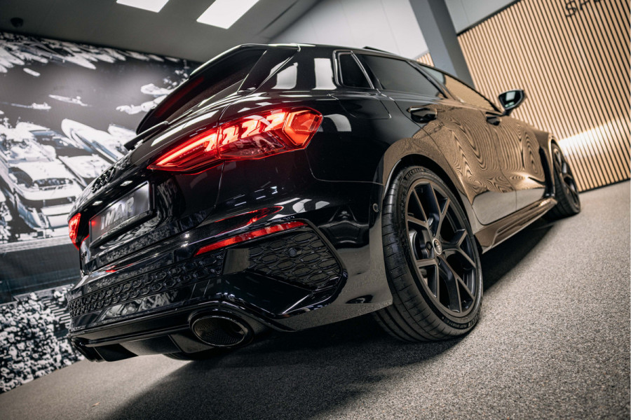 Audi A3 Sportback 2.5 TFSI RS 3 quattro | Miltek uitlaat | Pano | Verlengde garantie | B/O Soundsystem | Stoelverwarming |
