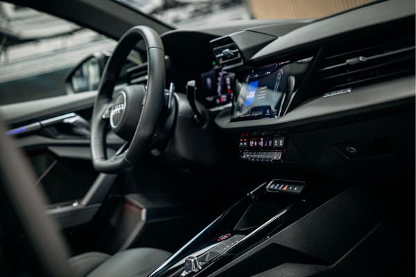 Audi A3 Sportback 2.5 TFSI RS 3 quattro | Miltek uitlaat | Pano | Verlengde garantie | B/O Soundsystem | Stoelverwarming |