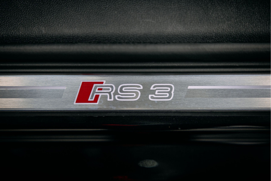 Audi A3 Sportback 2.5 TFSI RS 3 quattro | Miltek uitlaat | Pano | Verlengde garantie | B/O Soundsystem | Stoelverwarming |