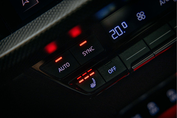 Audi A3 Sportback 2.5 TFSI RS 3 quattro | Miltek uitlaat | Pano | Verlengde garantie | B/O Soundsystem | Stoelverwarming |