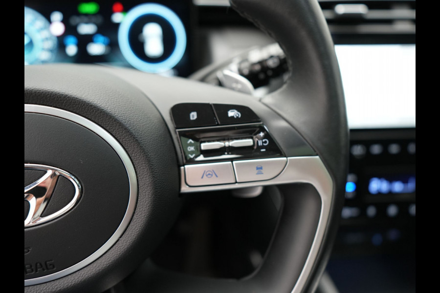 Hyundai Tucson 1.6 T-GDI Premium 4WD Plug In Hybrid 265pk Dealer O.H. PHEV | Panodak | Trekhaak Afneembaar | Adaptive Cruise | Lederen Sportstoelen Memory & Ventilatie | Krell Audio | Stoel & Stuurverwarming | Navigatie | Apple Carplay | Camera | Virtual |