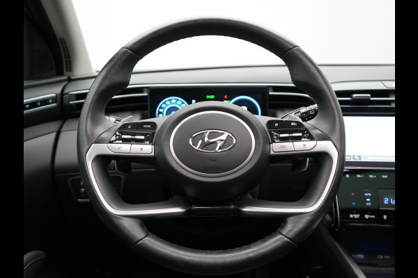 Hyundai Tucson 1.6 T-GDI Premium 4WD Plug In Hybrid 265pk Dealer O.H. PHEV | Panodak | Trekhaak Afneembaar | Adaptive Cruise | Lederen Sportstoelen Memory & Ventilatie | Krell Audio | Stoel & Stuurverwarming | Navigatie | Apple Carplay | Camera | Virtual |