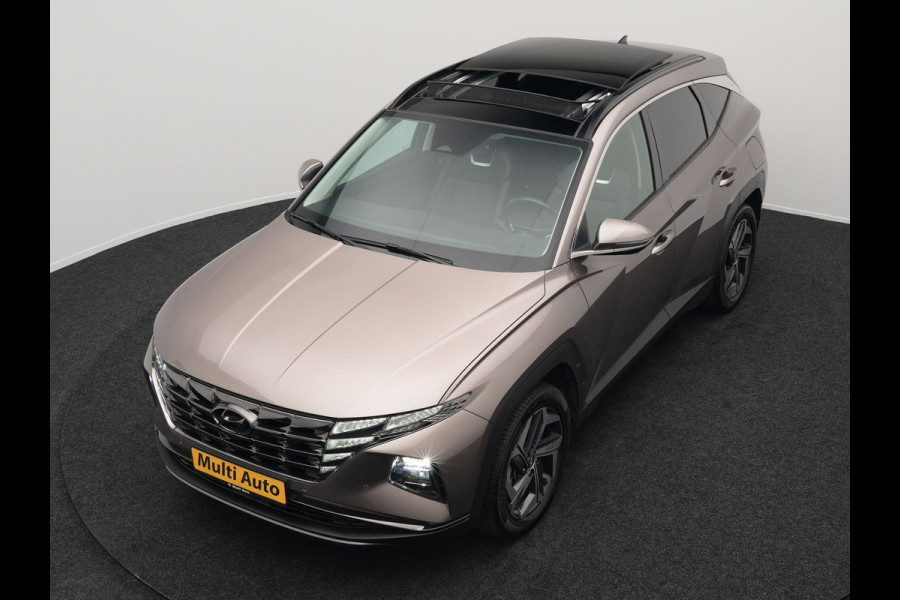 Hyundai Tucson 1.6 T-GDI Premium 4WD Plug In Hybrid 265pk Dealer O.H. PHEV | Panodak | Trekhaak Afneembaar | Adaptive Cruise | Lederen Sportstoelen Memory & Ventilatie | Krell Audio | Stoel & Stuurverwarming | Navigatie | Apple Carplay | Camera | Virtual |